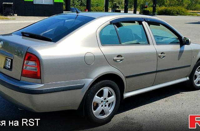 Бежевый Шкода Октавия, объемом двигателя 1.6 л и пробегом 198 тыс. км за 5450 $, фото 7 на Automoto.ua