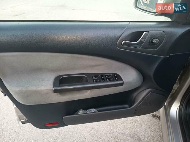 Шкода Октавія 2008 у Львові на Automoto.ua Бежевий Шкода Октавія, об'ємом двигуна 1.6 л та пробігом 276 тис. км за 4700 $, фото 11 на Automoto.ua