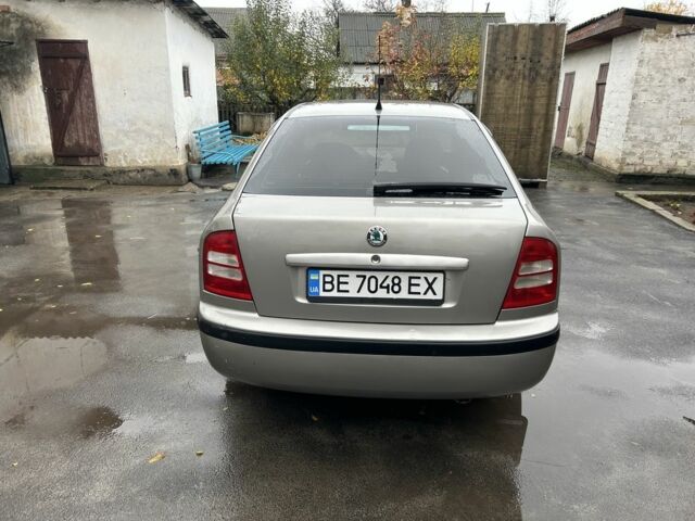 Бежевий Шкода Октавія, об'ємом двигуна 1.6 л та пробігом 225 тис. км за 5200 $, фото 4 на Automoto.ua