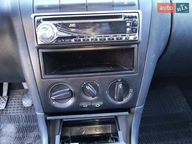 Бежевый Шкода Октавия, объемом двигателя 1.4 л и пробегом 157 тыс. км за 5400 $, фото 10 на Automoto.ua