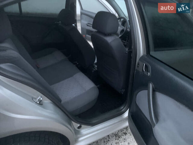 Бежевый Шкода Октавия, объемом двигателя 1.9 л и пробегом 261 тыс. км за 5499 $, фото 12 на Automoto.ua