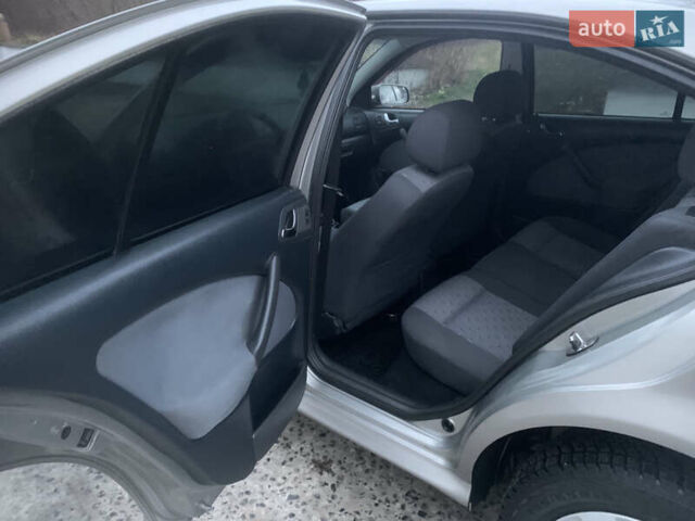 Бежевый Шкода Октавия, объемом двигателя 1.9 л и пробегом 261 тыс. км за 5499 $, фото 7 на Automoto.ua