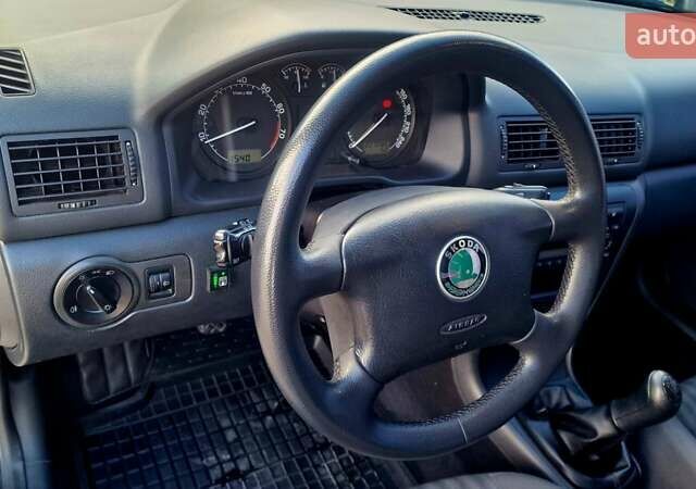 Бежевий Шкода Октавія, об'ємом двигуна 1.6 л та пробігом 227 тис. км за 7100 $, фото 17 на Automoto.ua