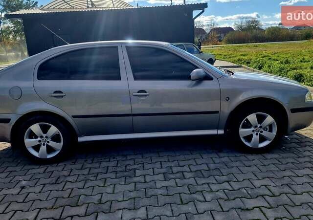 Бежевий Шкода Октавія, об'ємом двигуна 1.6 л та пробігом 227 тис. км за 7100 $, фото 9 на Automoto.ua