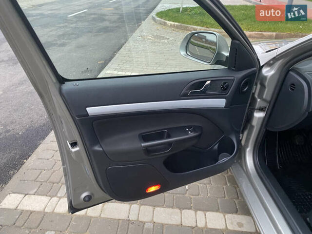 Бежевый Шкода Октавия, объемом двигателя 1.4 л и пробегом 224 тыс. км за 7750 $, фото 29 на Automoto.ua