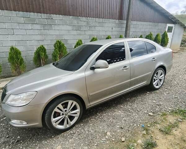 Бежевий Шкода Октавія, об'ємом двигуна 1.8 л та пробігом 212 тис. км за 7800 $, фото 8 на Automoto.ua
