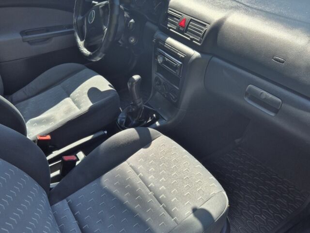 Бежевый Шкода Октавия, объемом двигателя 0 л и пробегом 270 тыс. км за 6200 $, фото 7 на Automoto.ua