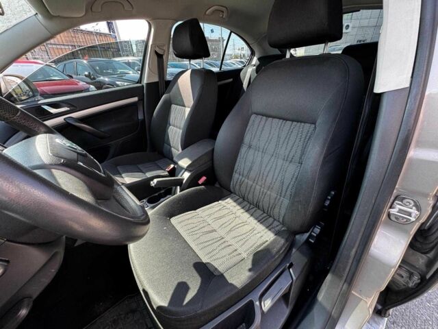 Бежевий Шкода Октавія, об'ємом двигуна 1.8 л та пробігом 162 тис. км за 5700 $, фото 10 на Automoto.ua