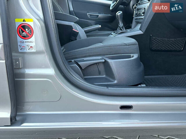 Бежевий Шкода Октавія, об'ємом двигуна 0 л та пробігом 172 тис. км за 7999 $, фото 129 на Automoto.ua