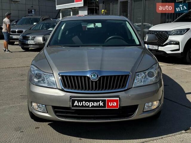 Бежевый Шкода Октавия, объемом двигателя 1.8 л и пробегом 162 тыс. км за 7540 $, фото 1 на Automoto.ua