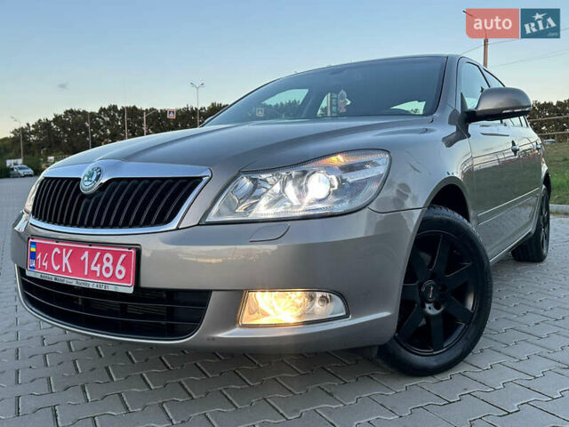 Бежевий Шкода Октавія, об'ємом двигуна 0 л та пробігом 172 тис. км за 7999 $, фото 44 на Automoto.ua
