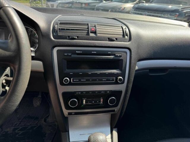 Бежевий Шкода Октавія, об'ємом двигуна 1.8 л та пробігом 162 тис. км за 5700 $, фото 12 на Automoto.ua