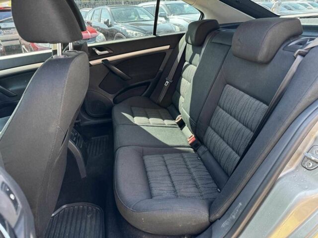 Бежевий Шкода Октавія, об'ємом двигуна 1.8 л та пробігом 162 тис. км за 5700 $, фото 16 на Automoto.ua