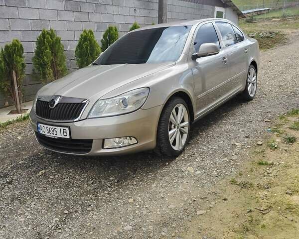 Бежевий Шкода Октавія, об'ємом двигуна 1.8 л та пробігом 212 тис. км за 7800 $, фото 9 на Automoto.ua