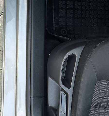 Бежевий Шкода Октавія, об'ємом двигуна 0 л та пробігом 172 тис. км за 7999 $, фото 71 на Automoto.ua