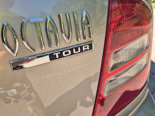 Бежевый Шкода Октавия, объемом двигателя 0 л и пробегом 270 тыс. км за 6200 $, фото 20 на Automoto.ua