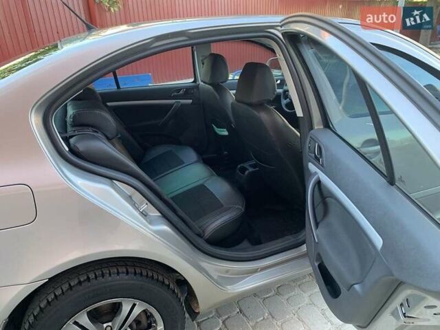 Шкода Октавія 2009 у Львові на Automoto.ua Бежевий Шкода Октавія, об'ємом двигуна 1.8 л та пробігом 143 тис. км за 7200 $, фото 3 на Automoto.ua