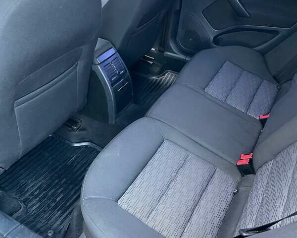 Бежевый Шкода Октавия, объемом двигателя 1.8 л и пробегом 120 тыс. км за 8500 $, фото 26 на Automoto.ua