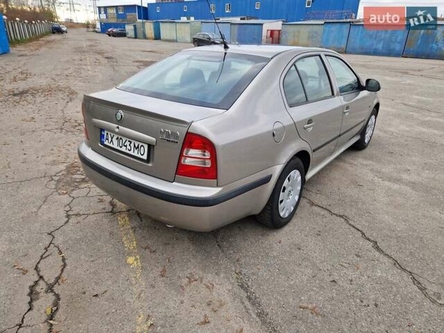 Бежевий Шкода Октавія, об'ємом двигуна 1.6 л та пробігом 188 тис. км за 6600 $, фото 5 на Automoto.ua