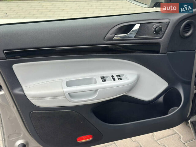 Бежевий Шкода Октавія, об'ємом двигуна 1.8 л та пробігом 231 тис. км за 9350 $, фото 27 на Automoto.ua