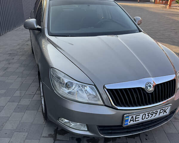 Бежевий Шкода Октавія, об'ємом двигуна 1.8 л та пробігом 172 тис. км за 6800 $, фото 2 на Automoto.ua
