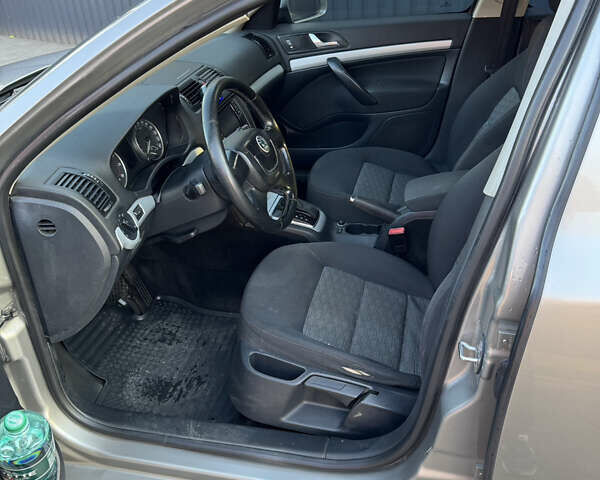 Бежевий Шкода Октавія, об'ємом двигуна 1.8 л та пробігом 172 тис. км за 6800 $, фото 10 на Automoto.ua