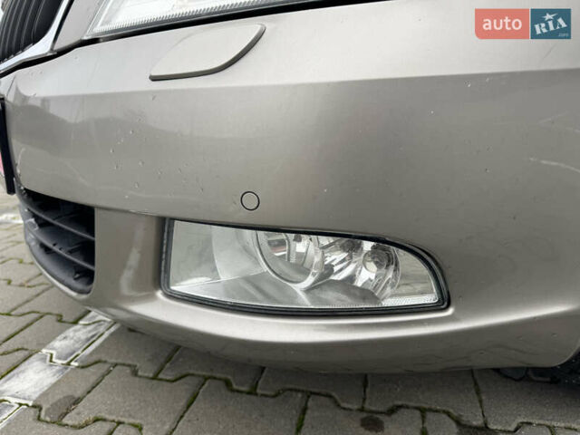 Бежевий Шкода Октавія, об'ємом двигуна 1.8 л та пробігом 231 тис. км за 8300 $, фото 9 на Automoto.ua