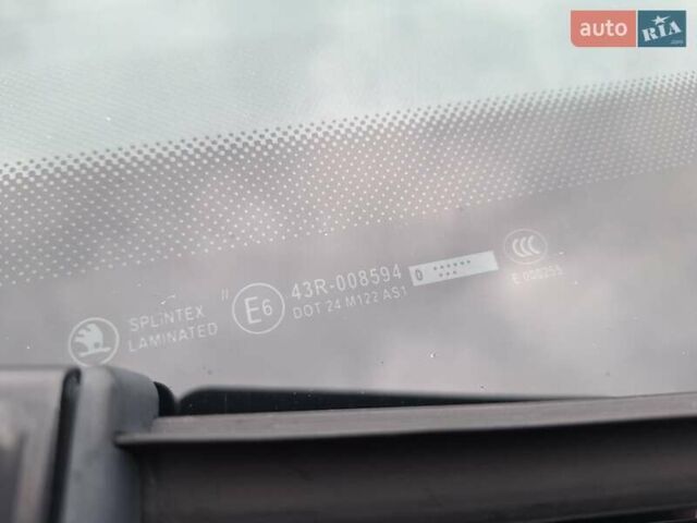 Бежевый Шкода Октавия, объемом двигателя 1.8 л и пробегом 106 тыс. км за 8450 $, фото 33 на Automoto.ua
