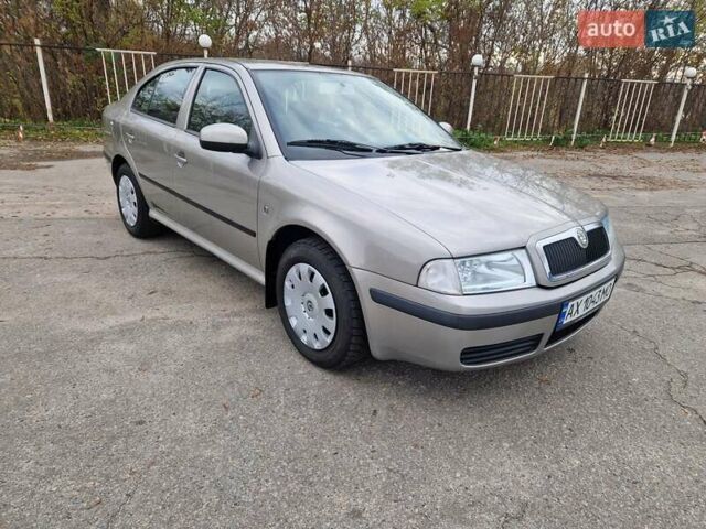 Бежевий Шкода Октавія, об'ємом двигуна 1.6 л та пробігом 188 тис. км за 6600 $, фото 2 на Automoto.ua