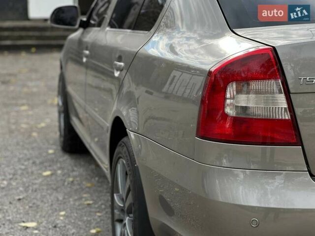 Бежевий Шкода Октавія, об'ємом двигуна 1.8 л та пробігом 170 тис. км за 7700 $, фото 7 на Automoto.ua