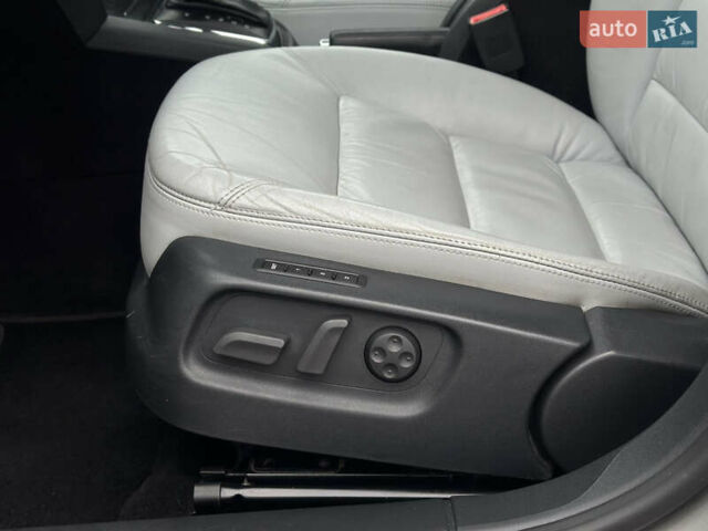 Бежевий Шкода Октавія, об'ємом двигуна 1.8 л та пробігом 231 тис. км за 9350 $, фото 32 на Automoto.ua