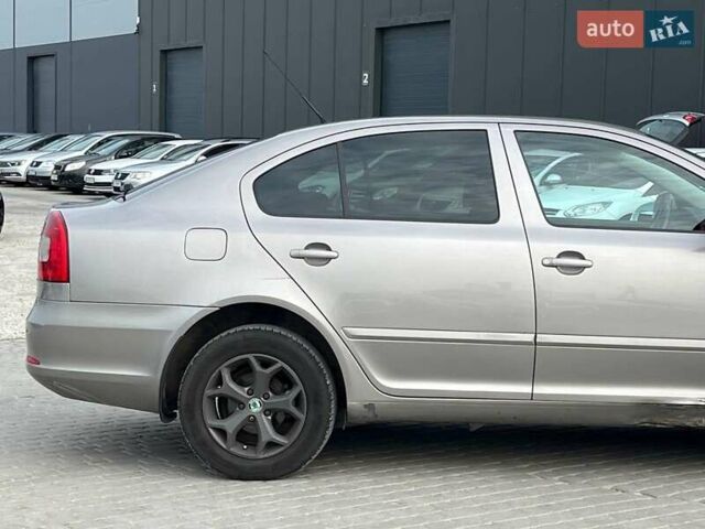 Бежевый Шкода Октавия, объемом двигателя 1.6 л и пробегом 214 тыс. км за 6790 $, фото 5 на Automoto.ua