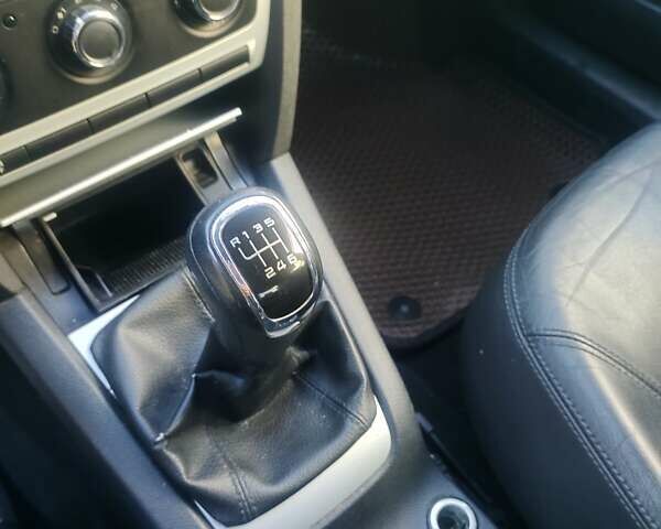 Бежевый Шкода Октавия, объемом двигателя 1.8 л и пробегом 223 тыс. км за 6900 $, фото 7 на Automoto.ua