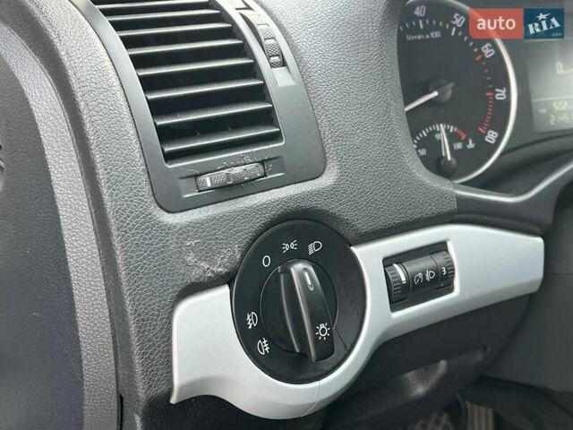 Бежевый Шкода Октавия, объемом двигателя 1.6 л и пробегом 214 тыс. км за 6790 $, фото 15 на Automoto.ua