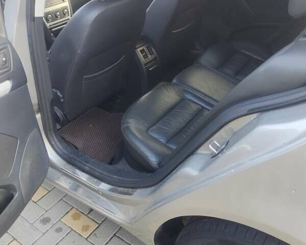 Бежевый Шкода Октавия, объемом двигателя 1.8 л и пробегом 223 тыс. км за 6900 $, фото 6 на Automoto.ua