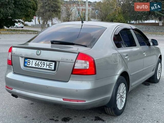 Бежевый Шкода Октавия, объемом двигателя 1.8 л и пробегом 120 тыс. км за 8500 $, фото 11 на Automoto.ua
