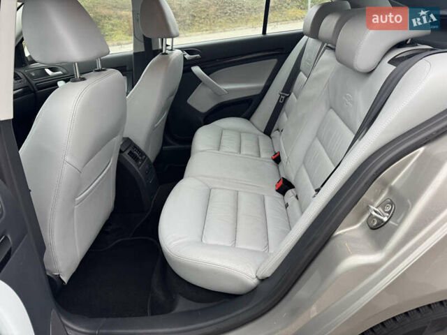 Бежевий Шкода Октавія, об'ємом двигуна 1.8 л та пробігом 231 тис. км за 8300 $, фото 11 на Automoto.ua