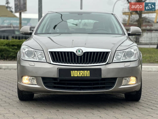 Бежевий Шкода Октавія, об'ємом двигуна 1.8 л та пробігом 231 тис. км за 9350 $, фото 2 на Automoto.ua