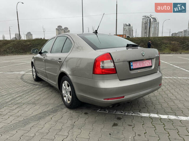 Бежевий Шкода Октавія, об'ємом двигуна 1.8 л та пробігом 231 тис. км за 8300 $, фото 6 на Automoto.ua