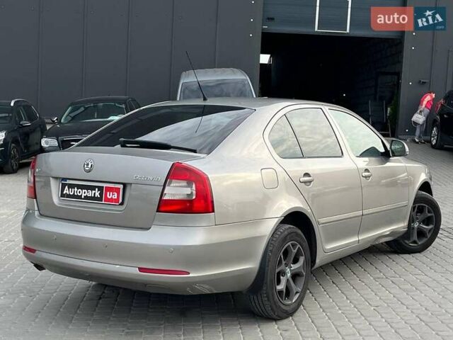 Бежевый Шкода Октавия, объемом двигателя 1.6 л и пробегом 214 тыс. км за 6790 $, фото 6 на Automoto.ua