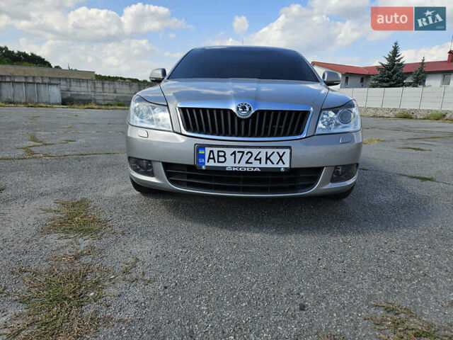 Бежевий Шкода Октавія, об'ємом двигуна 1.97 л та пробігом 236 тис. км за 10500 $, фото 31 на Automoto.ua