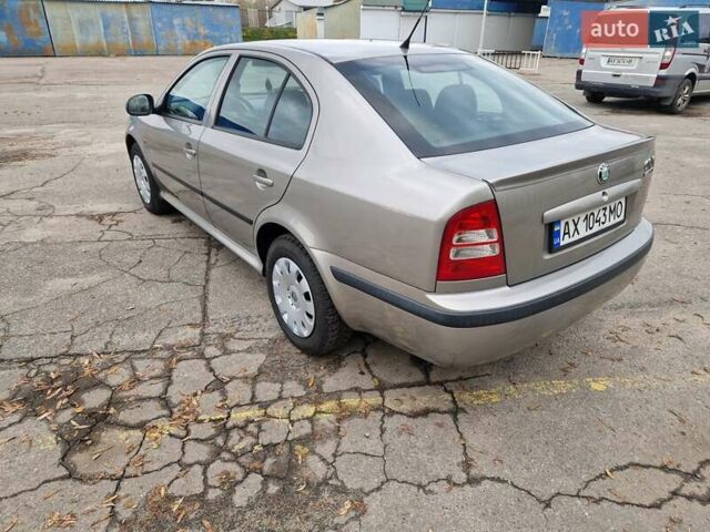 Бежевий Шкода Октавія, об'ємом двигуна 1.6 л та пробігом 188 тис. км за 6900 $, фото 3 на Automoto.ua