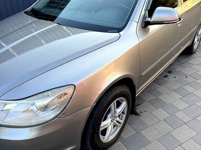 Бежевый Шкода Октавия, объемом двигателя 1.8 л и пробегом 172 тыс. км за 6800 $, фото 4 на Automoto.ua