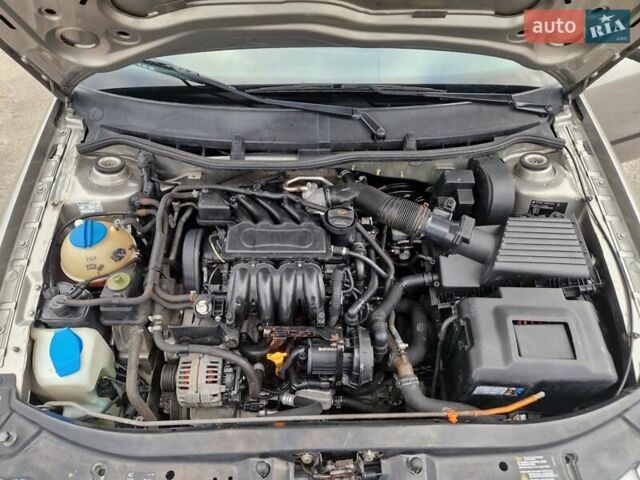 Бежевий Шкода Октавія, об'ємом двигуна 1.6 л та пробігом 188 тис. км за 6900 $, фото 23 на Automoto.ua