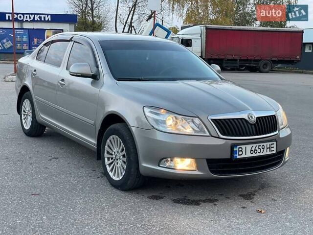 Бежевый Шкода Октавия, объемом двигателя 1.8 л и пробегом 120 тыс. км за 8500 $, фото 13 на Automoto.ua