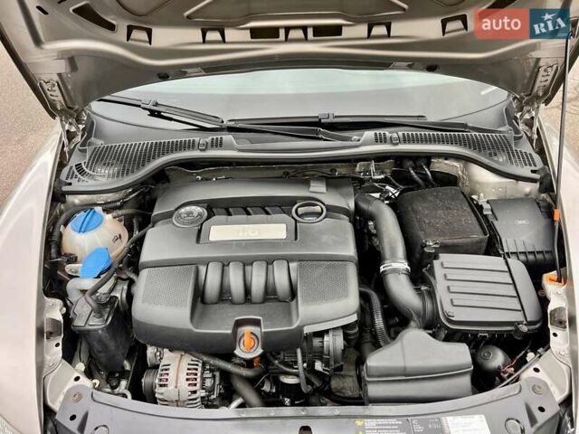 Бежевий Шкода Октавія, об'ємом двигуна 1.6 л та пробігом 59 тис. км за 10700 $, фото 54 на Automoto.ua