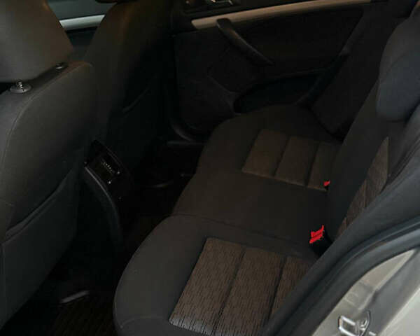 Бежевый Шкода Октавия, объемом двигателя 1.8 л и пробегом 187 тыс. км за 7500 $, фото 14 на Automoto.ua