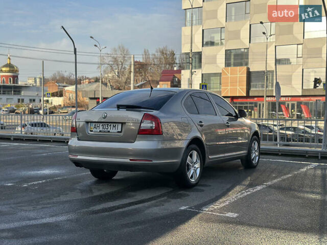 Бежевый Шкода Октавия, объемом двигателя 1.8 л и пробегом 143 тыс. км за 8990 $, фото 7 на Automoto.ua