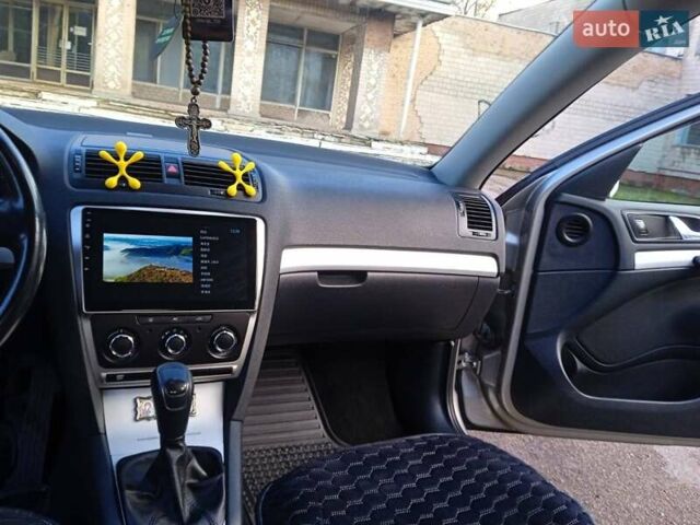 Бежевий Шкода Октавія, об'ємом двигуна 1.6 л та пробігом 232 тис. км за 8800 $, фото 30 на Automoto.ua