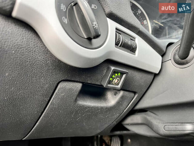 Бежевий Шкода Октавія, об'ємом двигуна 1.6 л та пробігом 226 тис. км за 8100 $, фото 38 на Automoto.ua